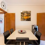 Moon By Halu! Seafront 3-bedroom 公寓 *