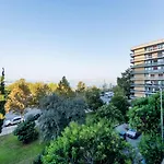 Moon By Halu! Seafront 3-bedroom * 塞萨洛尼基