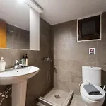 Moon By Halu! Seafront 3-bedroom 塞萨洛尼基
