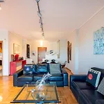Moon By Halu! Seafront 3-bedroom *