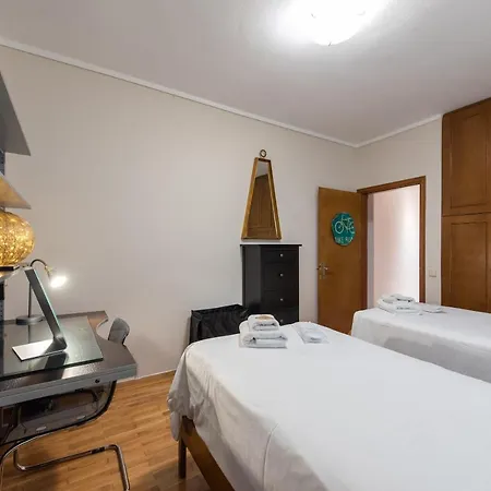 Moon By Halu! Seafront 3-bedroom Apartament