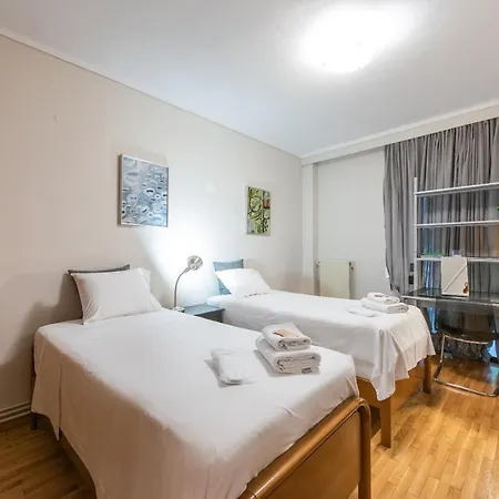 Moon Seafront 3-bedroom By Halu! Thessaloniki
