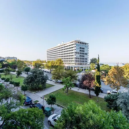Apartament Moon By Halu! Seafront 3-bedroom *