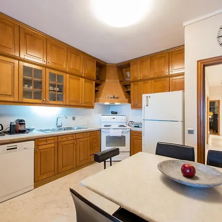 Moon Seafront 3-bedroom By Halu! *