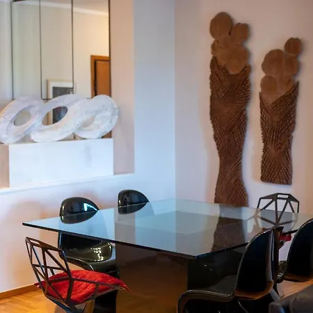 Moon Seafront 3-bedroom By Halu!