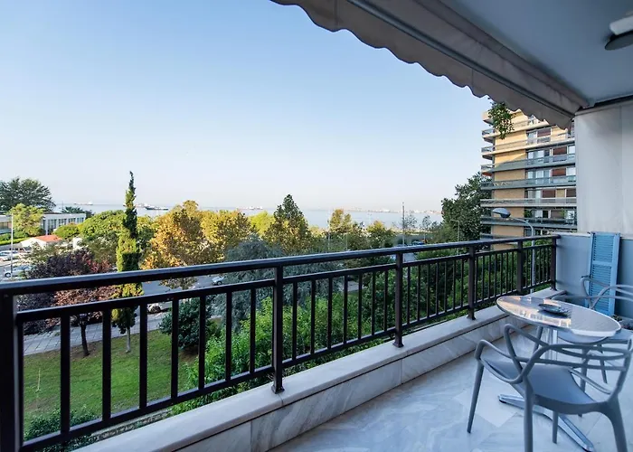 Moon By Halu! Seafront 3-bedroom דירה *