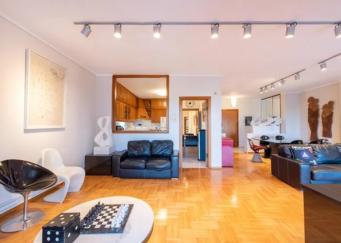 Moon By Halu! Seafront 3-bedroom